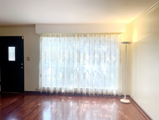 3108 Vossdale Rd in Houston, TX - Foto de edificio - Building Photo