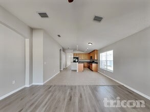 9588 Southern Charm Cir in Brooksville, FL - Building Photo - Building Photo