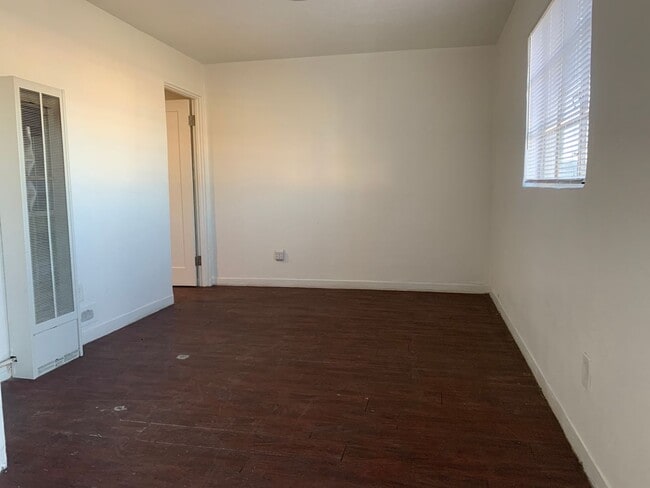 333 Dallas St NE in Albuquerque, NM - Foto de edificio - Building Photo