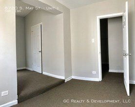 8720 S May St-Unit -Unit 1 in Chicago, IL - Building Photo - Building Photo