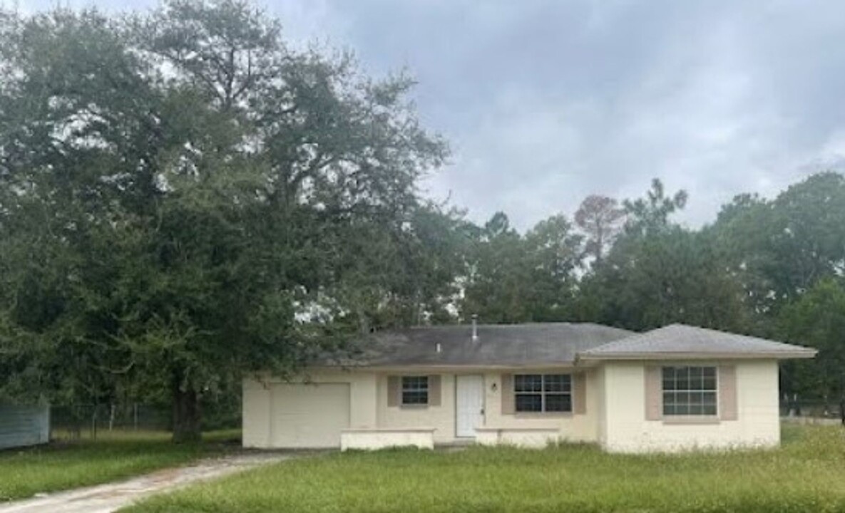 14676 SW 43rd Court Rd in Ocala, FL - Building Photo