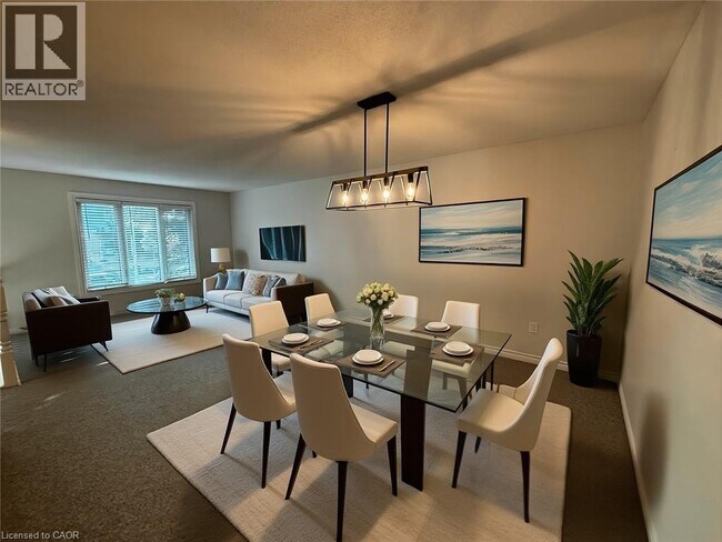 102 Bonaventure Dr in London, ON - Building Photo - Building Photo