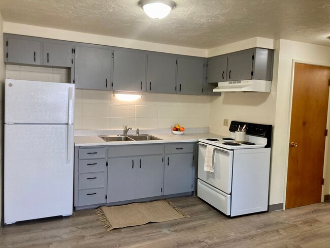 property at 1668 Ferry St