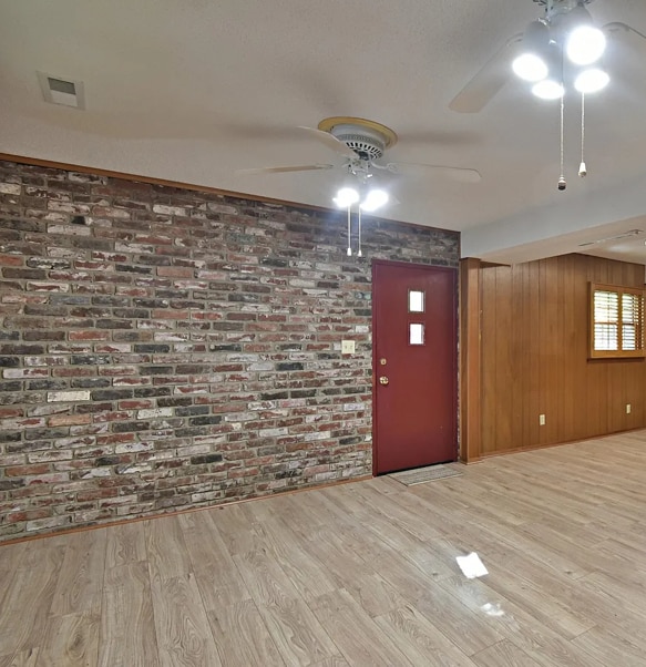 property at 7206 Stagecoach Trl
