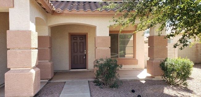 1297 E Birdland Dr in Gilbert, AZ - Building Photo - Building Photo
