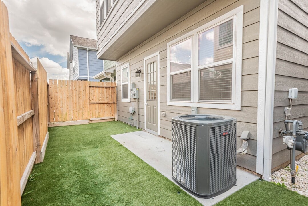 5431 Camaguey St in Houston, TX - Building Photo