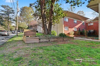 1822 N Rock Springs Rd NE, Unit 11 in Atlanta, GA - Building Photo - Building Photo