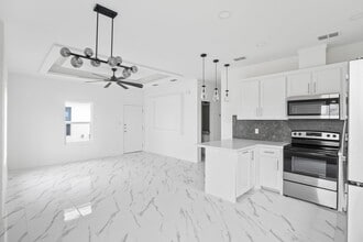 11502 N 24th St in McAllen, TX - Building Photo - Building Photo