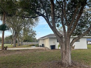 625 Forest Lake Dr in Altamonte Springs, FL - Foto de edificio - Building Photo
