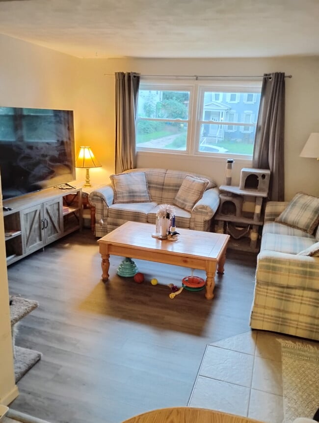 property at 770 University Ave