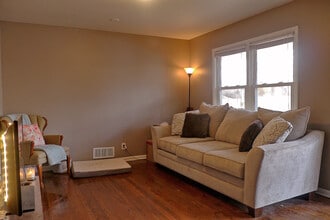 3428 Charlotte, Unit Apt 1 in Kansas City, MO - Building Photo - Building Photo