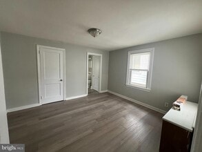 420 Cinnaminson Ave in Palmyra, NJ - Building Photo - Building Photo