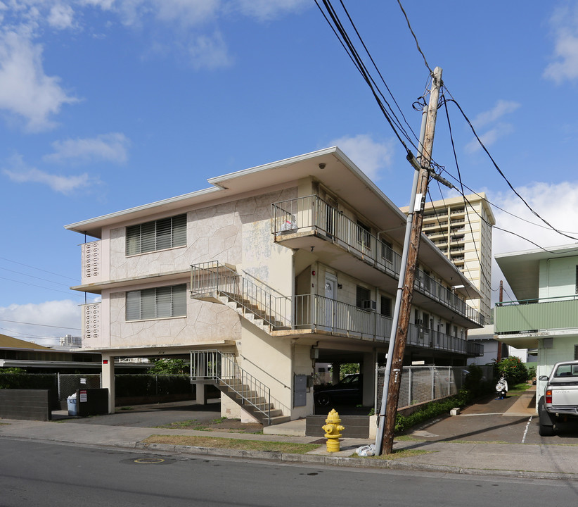 2214 Lime St in Honolulu, HI - Building Photo