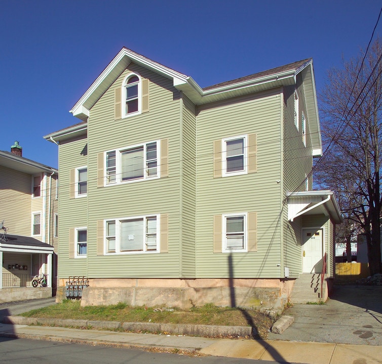 222 Franklin St in Fall River, MA - Building Photo