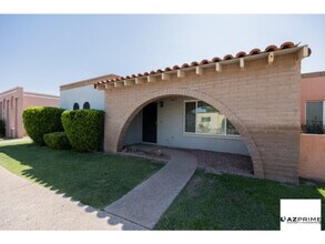 460 N Hobson in Mesa, AZ - Building Photo - Building Photo