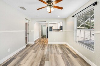 3703 E North Bay St in Tampa, FL - Building Photo - Building Photo