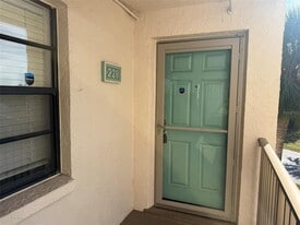 175 Kings Hwy in Punta Gorda, FL - Building Photo