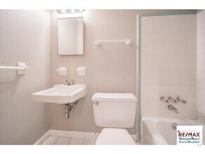 7010 NE Oakfield Rd in Pensacola, FL - Building Photo - Building Photo