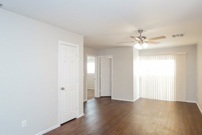 3323 Fico Ave in Las Vegas, NV - Building Photo - Building Photo