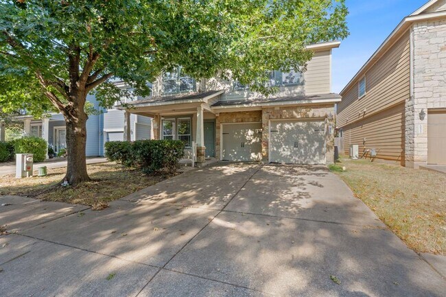10512 Wylie Dr in Austin, TX - Building Photo - Building Photo