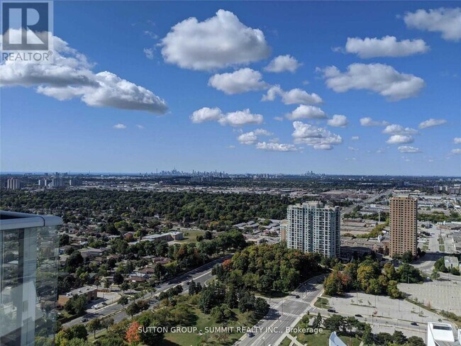50 Town Centre Court in Toronto, ON - Building Photo - Building Photo
