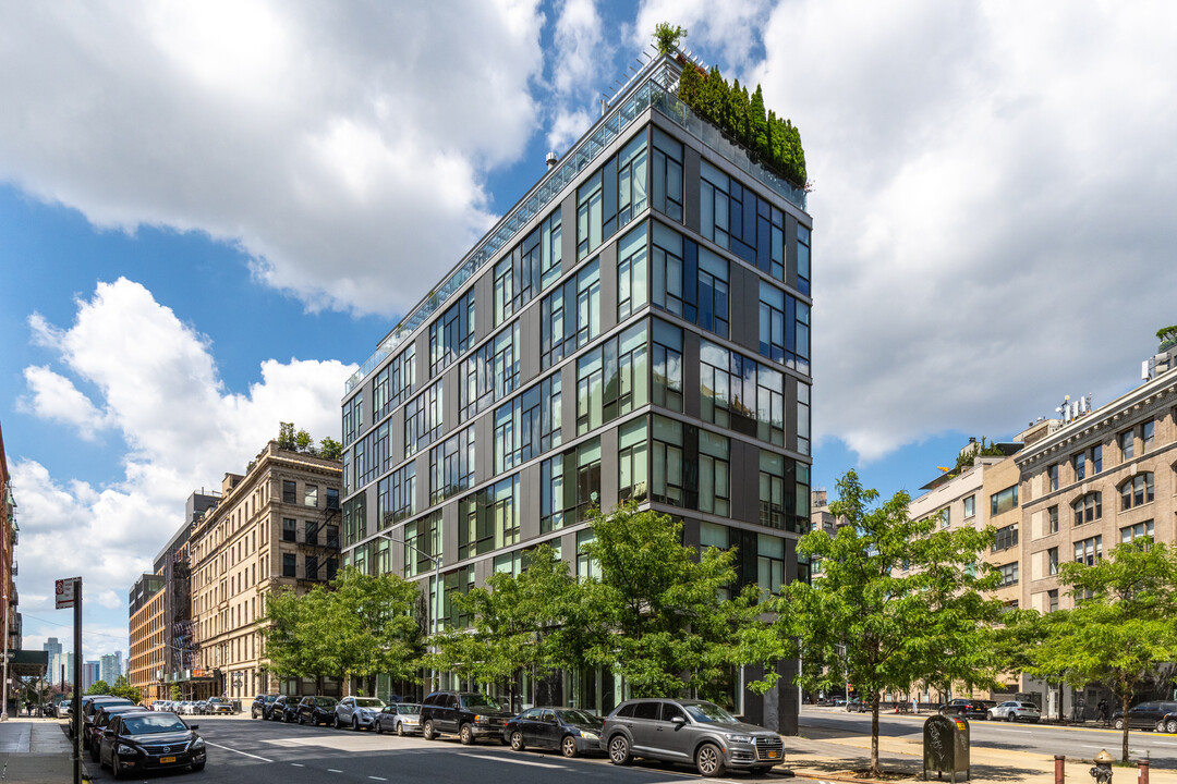 Zinc Building in New York, NY - Foto de edificio