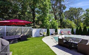 175 Delaware Ave in Ocean Township, NJ - Building Photo - Building Photo