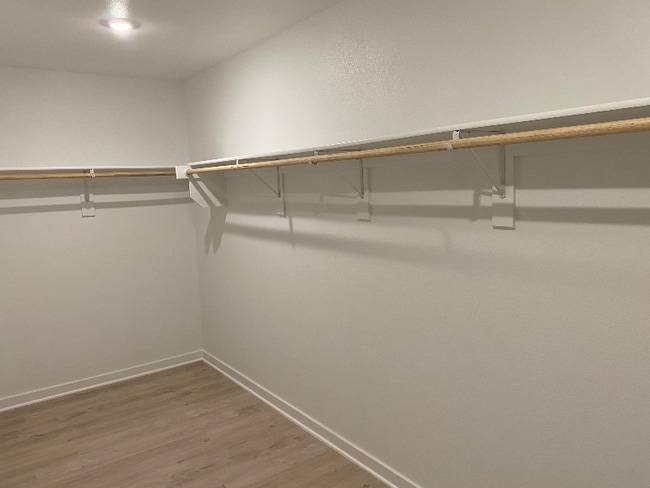 property at 1032 PEBBLE Dr