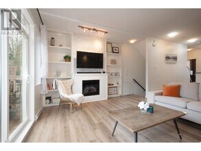 1125-1125 Kensal Pl in Coquitlam, BC - Building Photo - Building Photo