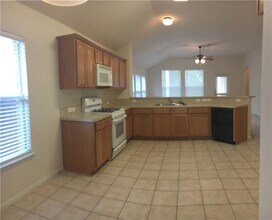 13212 Kenswick Dr in Austin, TX - Building Photo - Building Photo