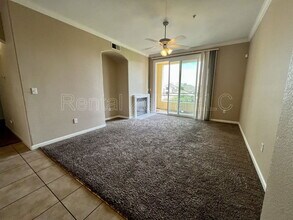 1360 Shady Ln in Turlock, CA - Foto de edificio - Building Photo