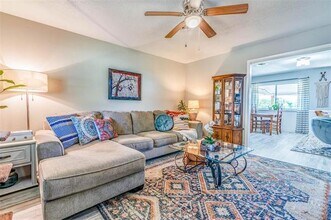 204 Ross Ave in Denison, TX - Building Photo - Building Photo