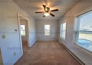 1213 Manson St in Waterloo, IA - Building Photo - Building Photo