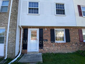 2793 Beechtree Ln in Woodbridge, VA - Building Photo - Building Photo