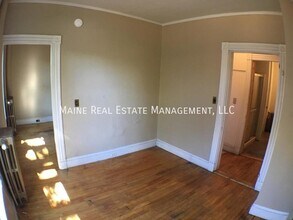 591 Main St in Bangor, ME - Building Photo - Building Photo