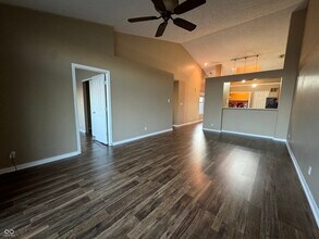3643 Reflections Ln in Indianapolis, IN - Building Photo - Building Photo