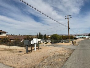 17780 Hinton St, Unit #2 in Hesperia, CA - Building Photo - Building Photo
