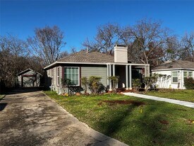 411 Marietta St in Denton, TX - Building Photo