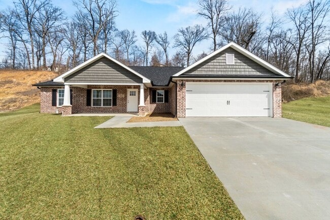 property at 1900 Williamsburg Dr