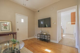 839 Dunlop Ave in Forest Park, IL - Building Photo - Building Photo