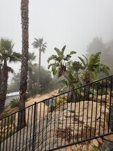 24690 W Saddle Peak Rd in Malibu, CA - Foto de edificio - Building Photo