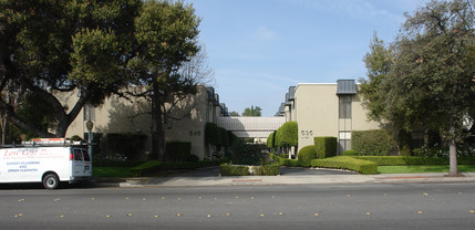 535 Los Robles Ave in Pasadena, CA - Building Photo - Building Photo