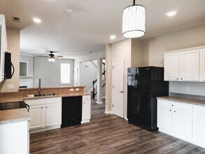 16127 Circlegreen Dr in Charlotte, NC - Building Photo - Building Photo