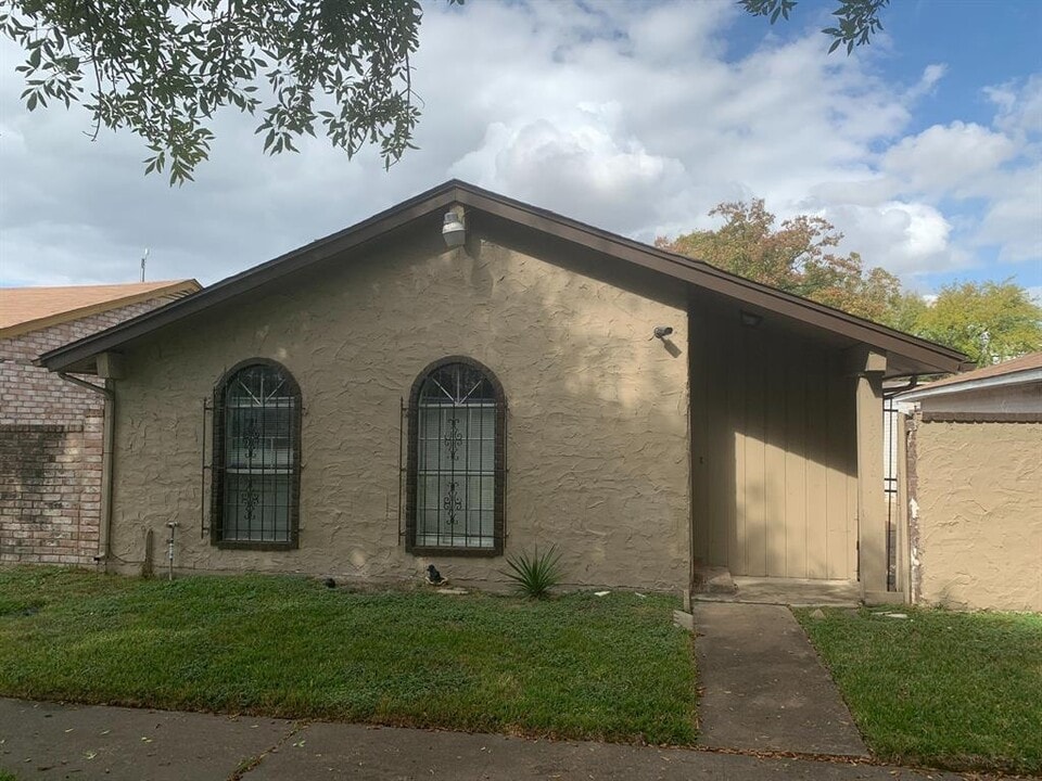 15406 Chipman Ln. Photo