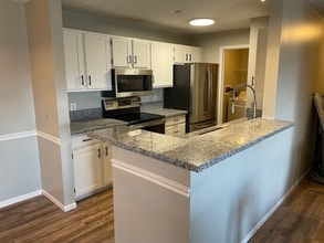 460 Lakeview Dr in Wilder, KY - Building Photo - Building Photo
