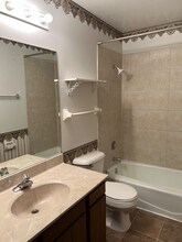 1807 36th St NW in Rochester, MN - Building Photo - Building Photo