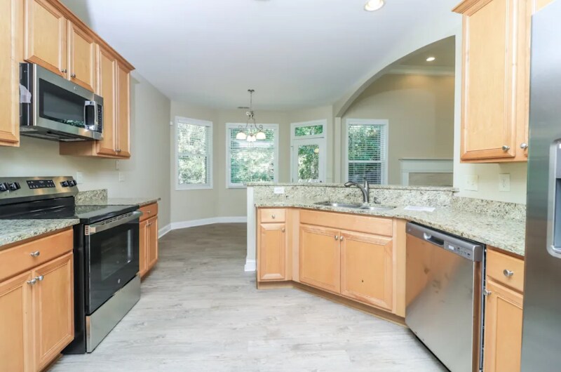 572 Mt Gerizim Rd SE in Mableton, GA - Building Photo