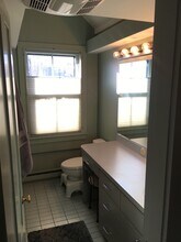 13 Harris St in Marblehead, MA - Foto de edificio - Building Photo