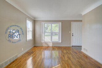 2857 Stevenson St in Flint, MI - Building Photo - Building Photo