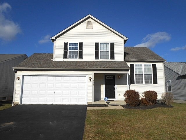 3024 Hauck Dr in Grove City, OH - Building Photo